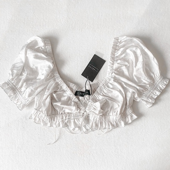 Lioness Blouse - Picture 6 of 16